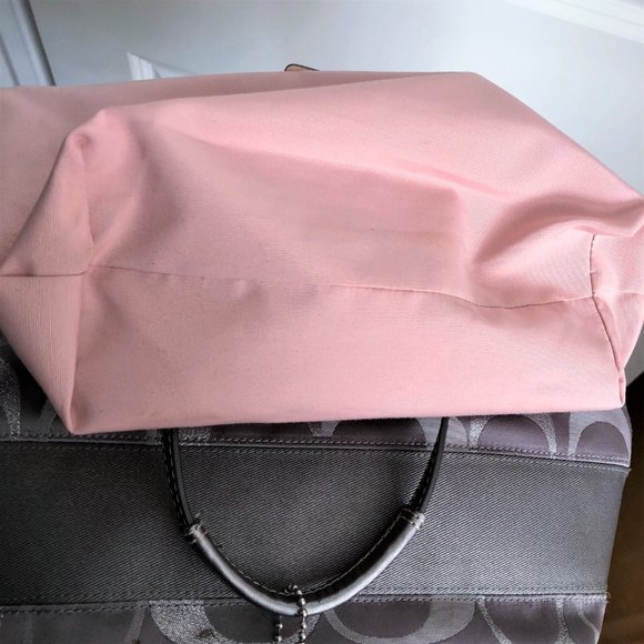 "SOLD" -COACH Silver Signature Metallic Tote Purse - Picture 7 of 12